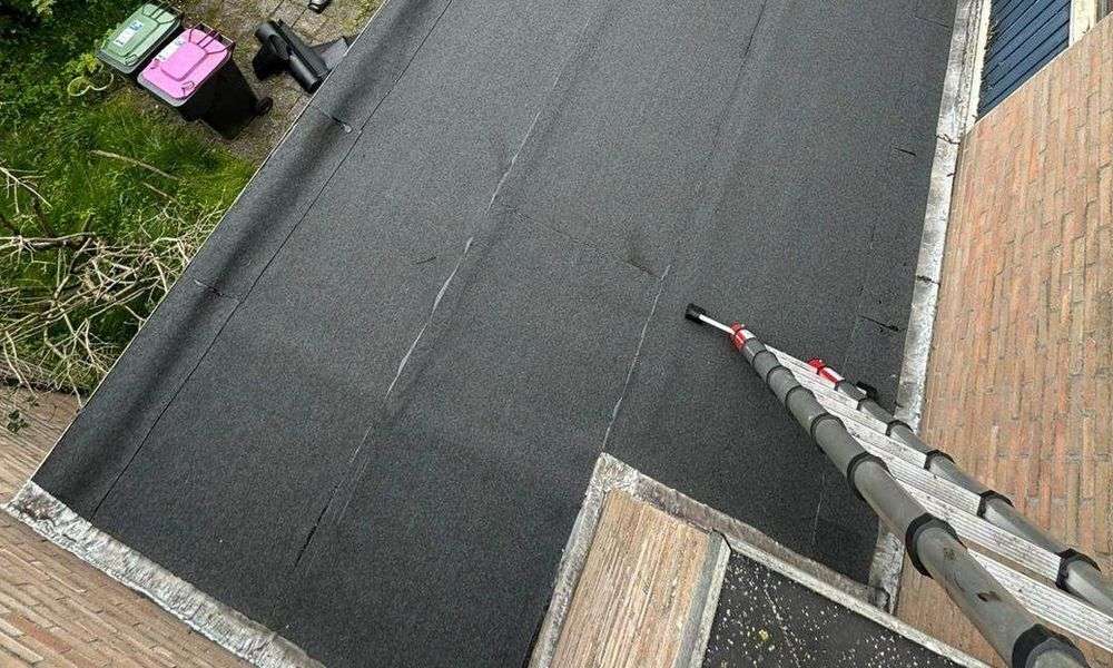 Plat dak geplaatst door dakdekker in Zuidhorn Plat dak geplaatst door dakdekker in Zuidhorn